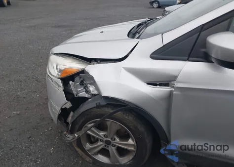 2016 Ford Escape Se from USA, damaged, VIN 1FMCU9G93GUA79575